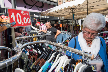 En temps normal, la braderie attire 200.000 visiteurs grâce à ses 400 stands. Cette année, il n’y en aura que 217 sur une distance de 1.239 mètres. (Photo : Nader Ghavami)