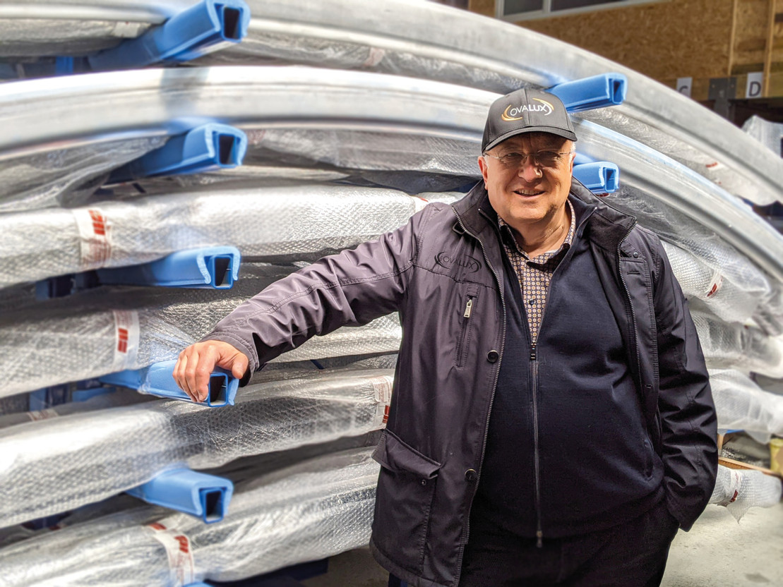 Roger Greden – Ovalux Ovalux