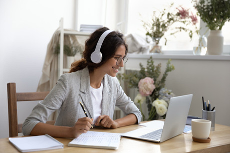 Le télétravail a aussi accéléré l’adoption de nouvelles solutions dans la gestion des ressources humaines. (Photo: Shutterstock)