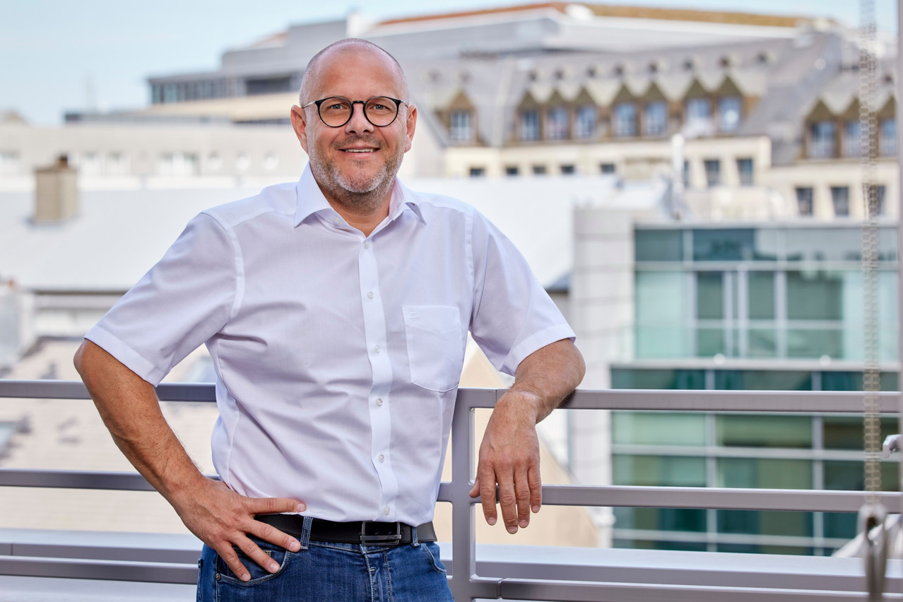 «Outre le paiement des salaires et des impôts, notre objectif principal est de réinvestir autant que les membres versent», explique Fabio Secci, directeur général de la Caisse médico-complémentaire mutualiste (CMCM). (Photo: Eric Devillet)
