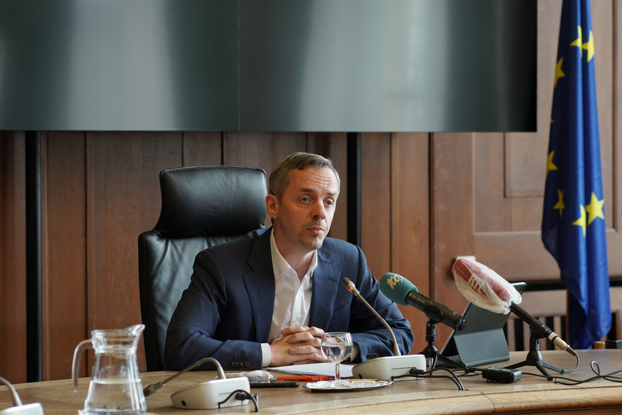 Esch-sur-Alzette mayor Georges Mischo during a June 2020 press conference Library photo: Romain Gamba / Maison Moderne