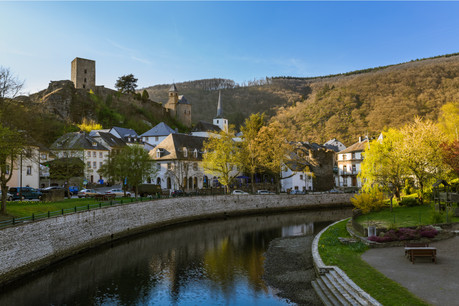Le château, situé à 315 mètres d’altitude, offre une belle vue sur les alentours. Sa visite se fait librement. (Photo: Shutterstock)