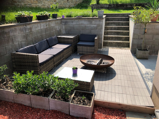 Luis Faustino a construit lui-même une nouvelle terrasse dans son jardin l’année dernière. (Photo: Luis Faustino)
