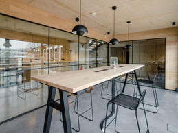 Vue des bureaux de Pall Center. ((Photo: Nader Ghavami))