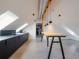 Vue des bureaux de Pall Center. ((Photo: Nader Ghavami))