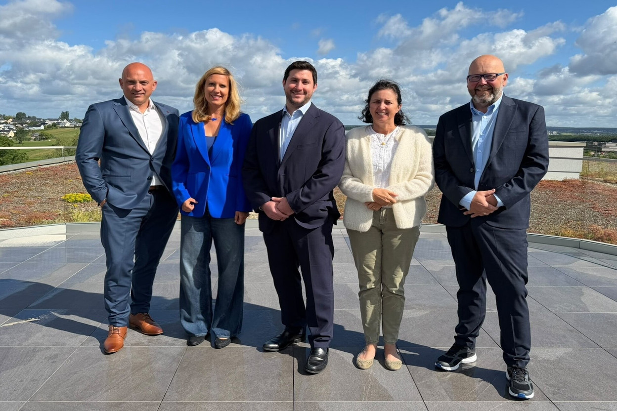 Pierre Ylieff, Elenore Bertoncini, Jonathan Kalfa, Laurence Fransen et Jean-Marie Kuborn. (Photo: Baloise)