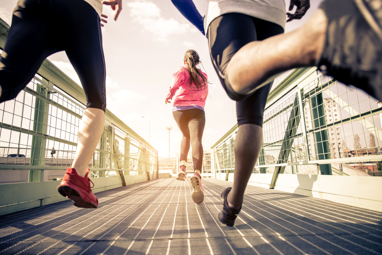 Plus de 100 cours sportifs par semaine sont proposés par le Service des sports de la Ville de Luxembourg pour cet été. (Photo: Shutterstock)