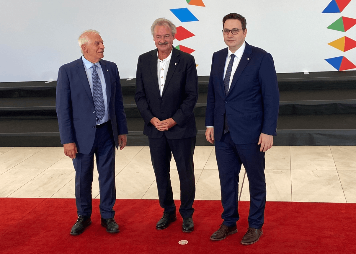 Josep Borrell, Jean Asselborn and Czech foreign affairs minister Jan Lipavský (left to right) at the meeting on 31 August. MAEE