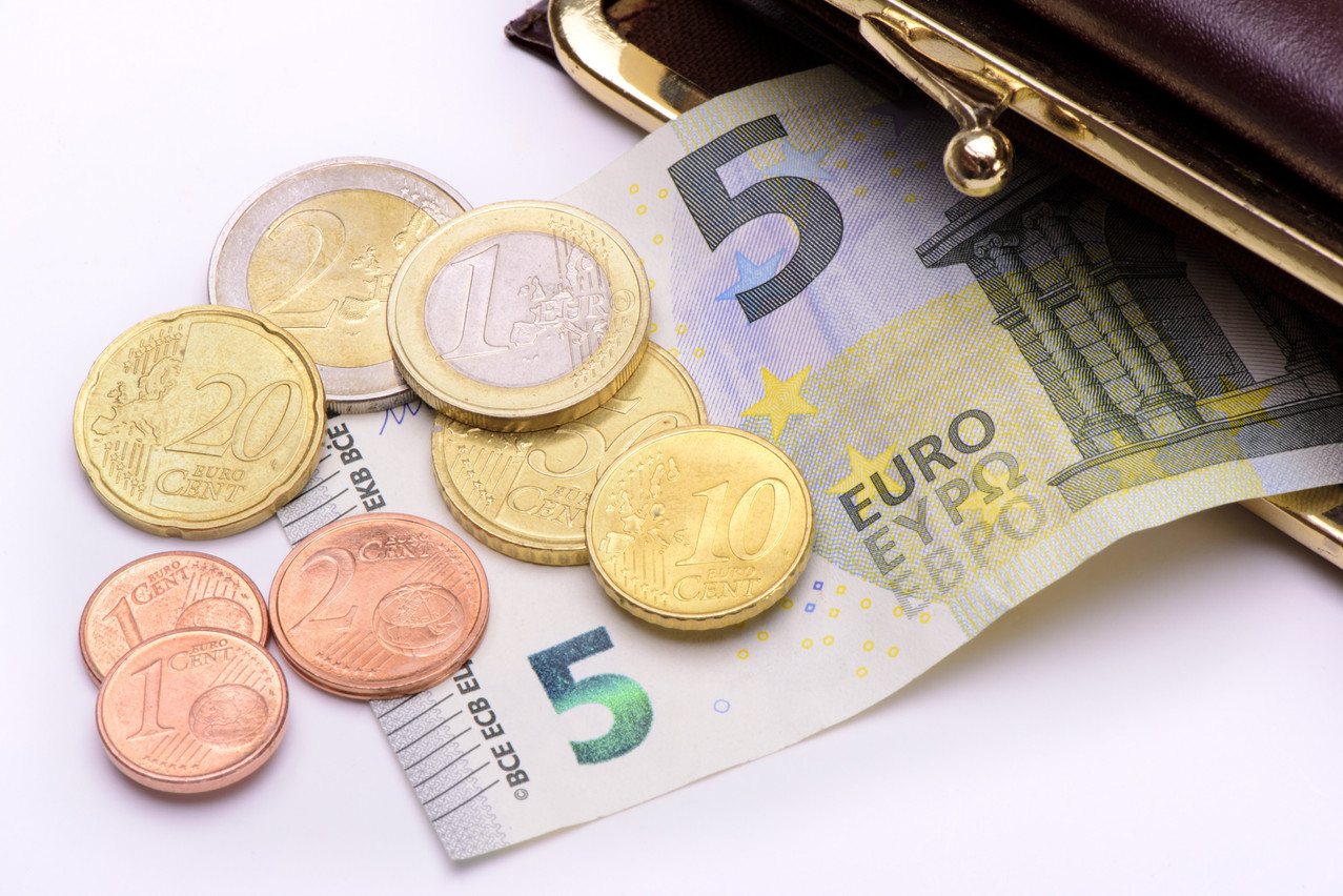 Minimum wage rules, should the directive be adopted by the council, will be reviewed for all member states.  Photo: Shutterstock