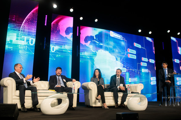 Jervis Smith (Citibank Europe), Martin Parkes (BlackRock), Mara Shreck (JPMorgan), Serge Weyland (Alfi) et Ravi Beegun (KPMG) Matic Zorman