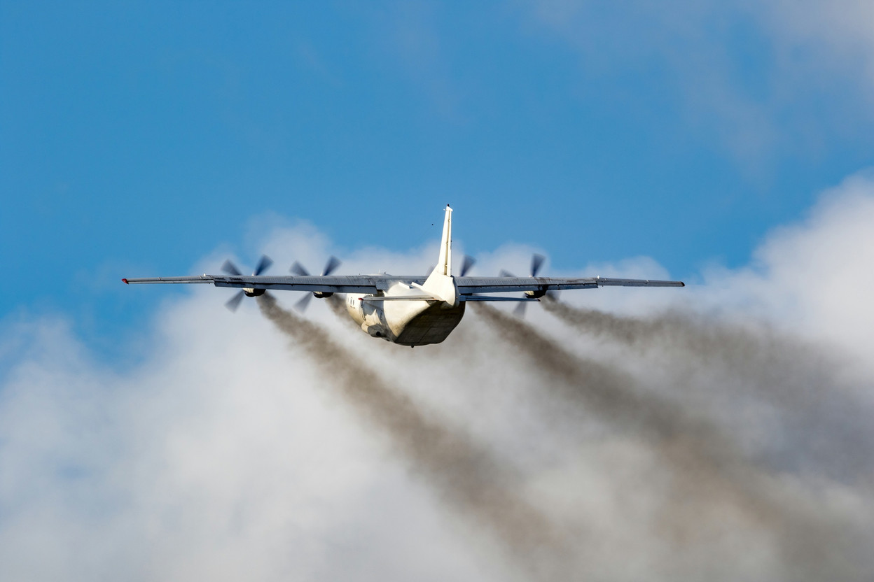 Ten airlines are deemed to be responsible for 40% of all European emissions. The top three? Ryanair, Lufthansa and British Airways. Photo: Shutterstock