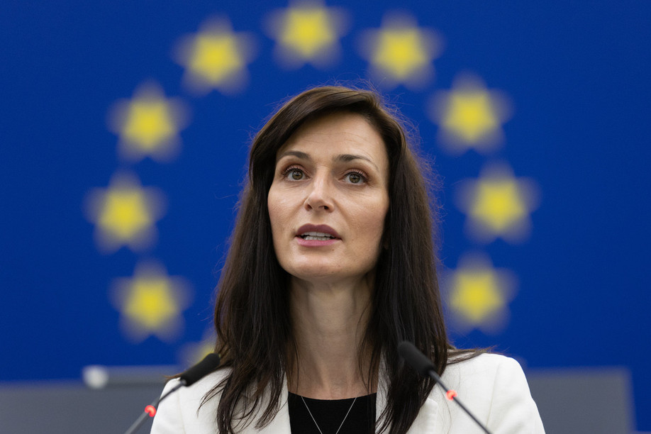 Commissioner Mariya Gabriel, pictured at an EP Plenary session, says “EdTech faces a number of challenges to consolidate its position in the evolving digital education ecosystem in the EU.” ©EU