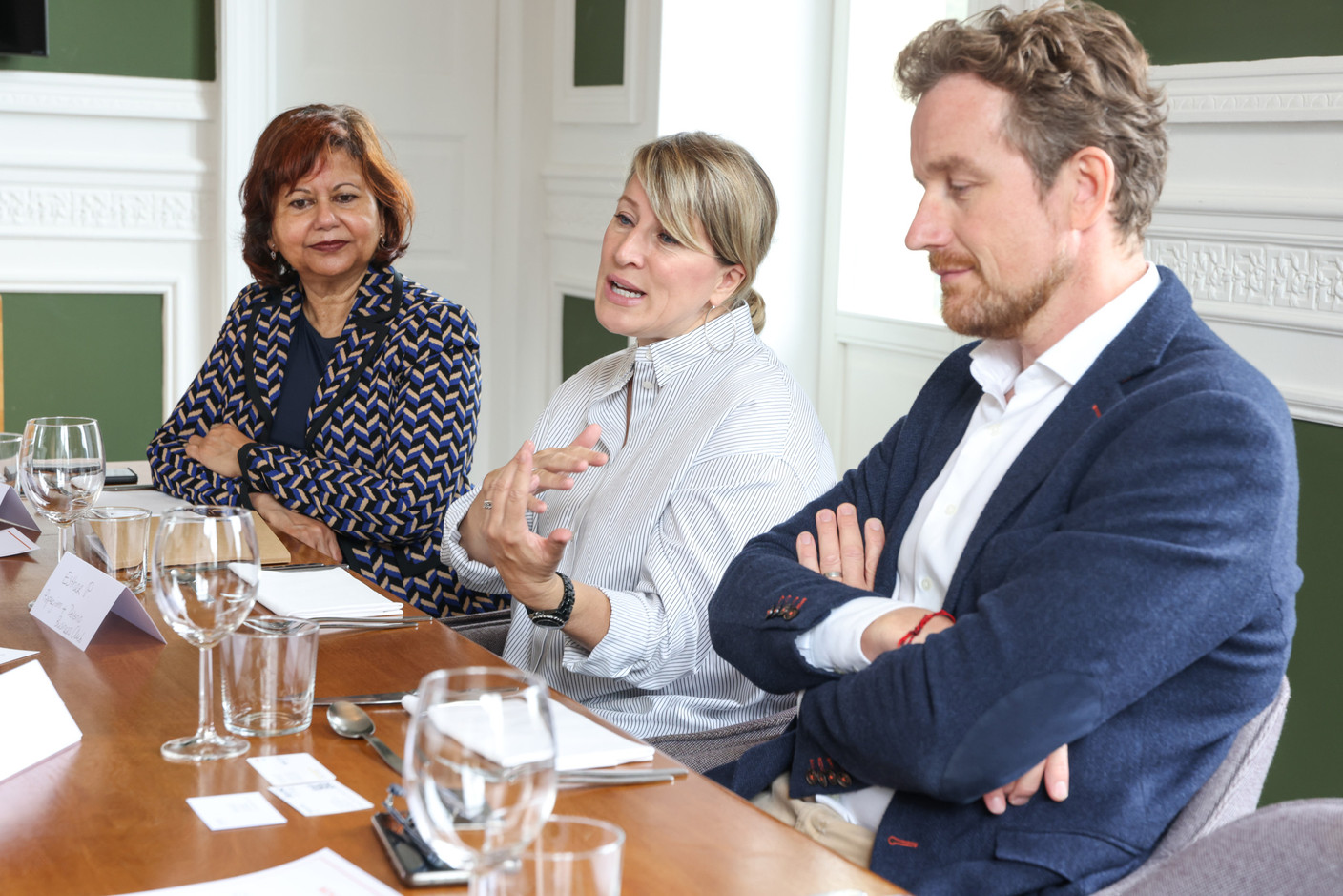 Niv DasGupta (LOGIXtech / euroLOGIX), Esther Pierard (Paperjam+Delano Business Club) and Patrick Van Egmond (LuxMobility) at a TGIF lunch on 29 September 2023. Photo: Marie Russillo / Maison Moderne
