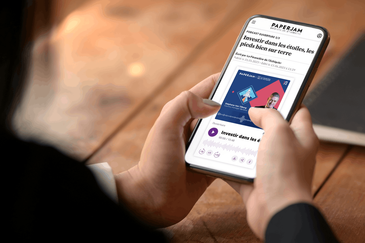 Grâce à l’accompagnement et les conseils de l’Agence de Maison Moderne, une série de trois podcasts ont été produits et diffusés sur Paperjam. Accessibles à tous, les podcasts visent à rendre la finance plus compréhensible et à démystifier les concepts parfois complexes qui l'entourent. Crédit photo : Maison Moderne