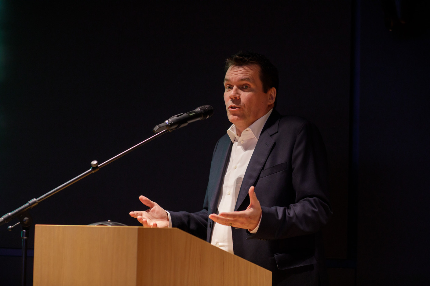 Claude Strasser (Post Luxembourg) gave opening remarks at Expon Capital's second annual Digital Tech Fund event at Post's Helix headquarters on 25 January 2024. Photo: Matic Zorman / Maison Moderne