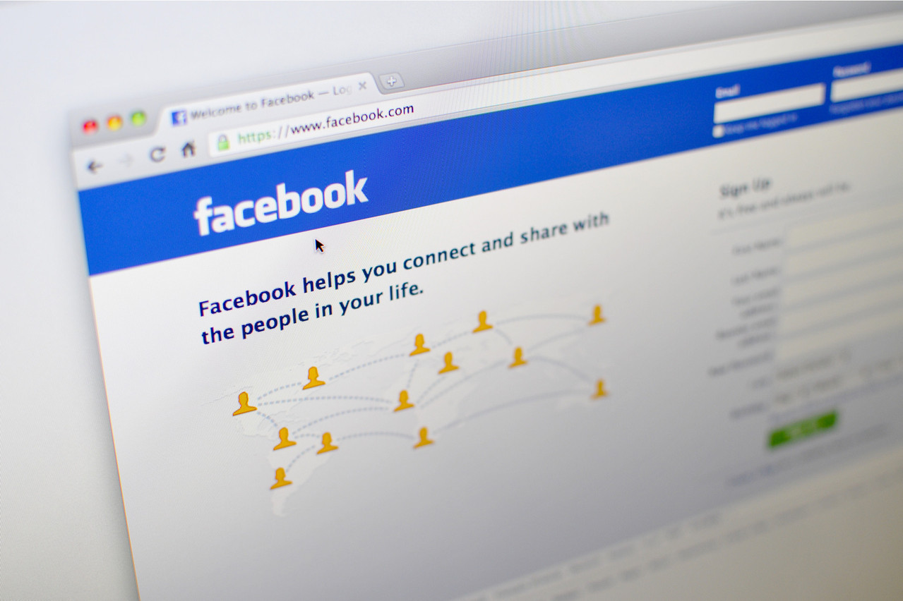 Facebook estime que les demandes européennes mettent en péril la vie privée de ses employés. (Photo: Shutterstock)