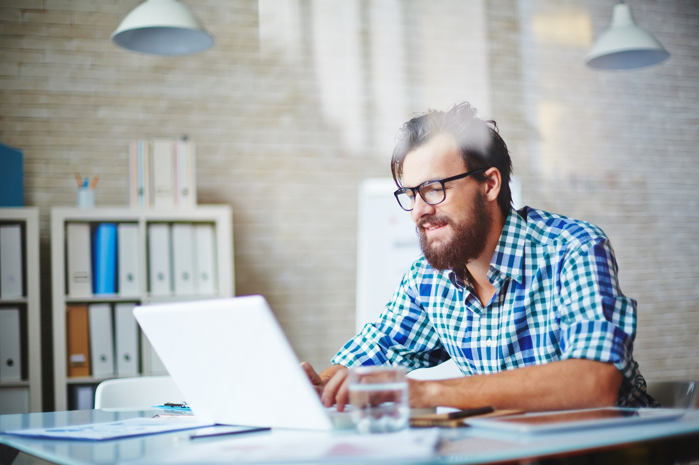 Vos employés font leur déclaration d’impôts luxembourgeoise en ligne. (Photo : © Envato Elements)