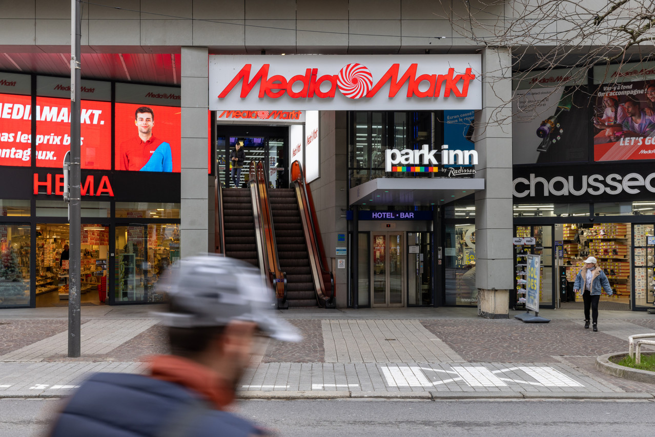 Durant la pandémie, près de neuf résidents sur dix ont acheté en ligne. Un épiphénomène qui dissimule une tendance à la désaffection des magasins physiques bien plus ancienne. (Photo: Romain Gamba/Maison Moderne/Archives)