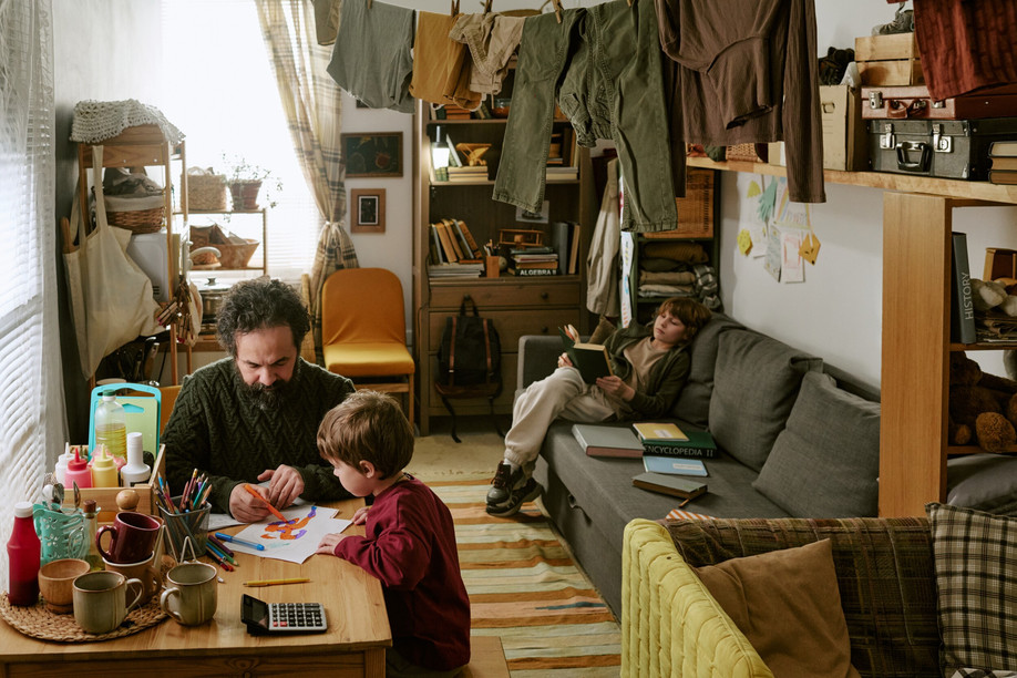 In Luxembourg, some families would rather put up with substandard housing than risk having their children taken into care, according to the Red Cross’s latest 2025 report. (Photo: Shutterstock)