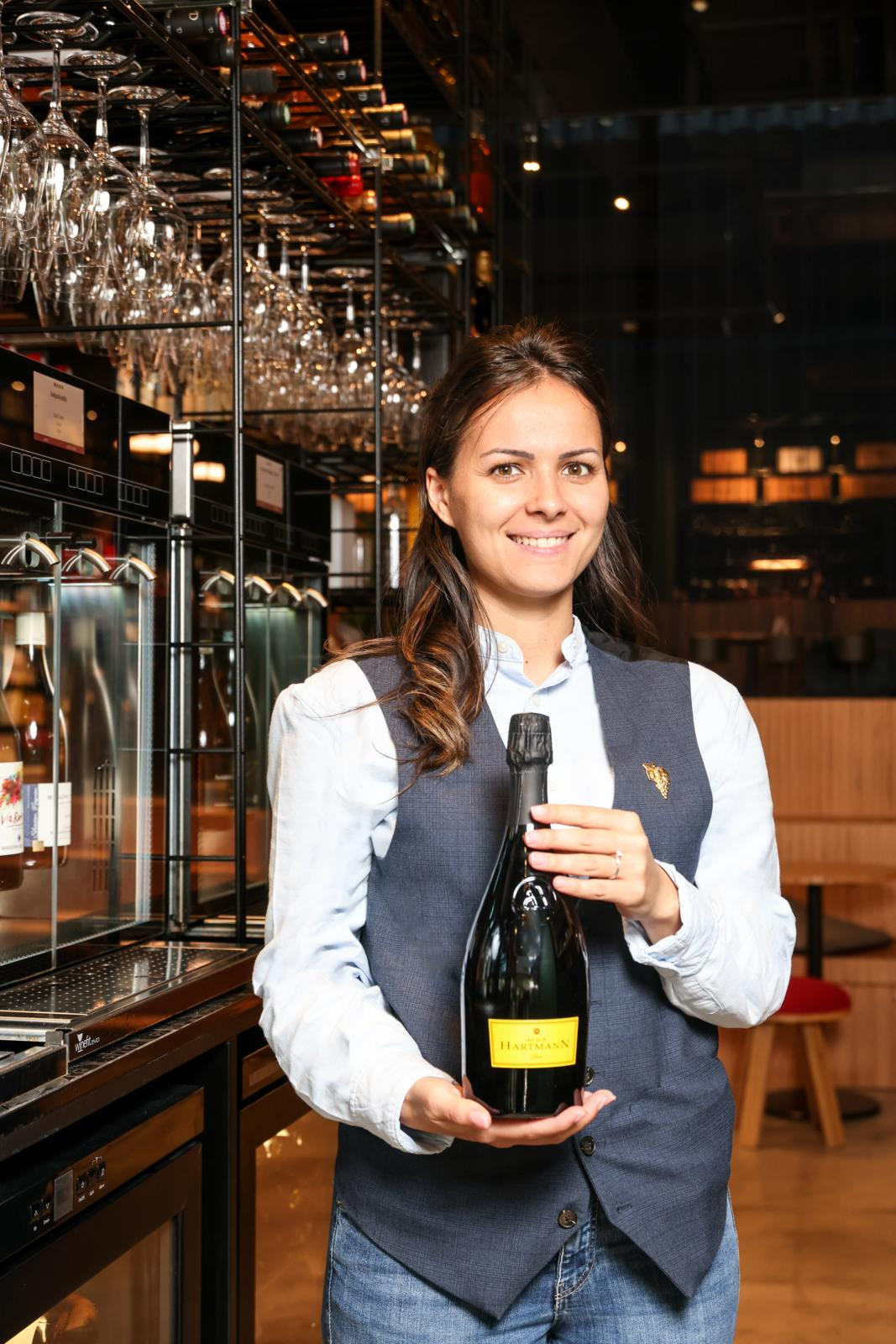Would you like to improve your knowledge of wine? Every third Saturday of the month, the wine-curious among you can attend private wine tastings in the tasting room or take part in one of the courses they organise each month around a particular wine region. Marie Russillo (Maison Moderne)