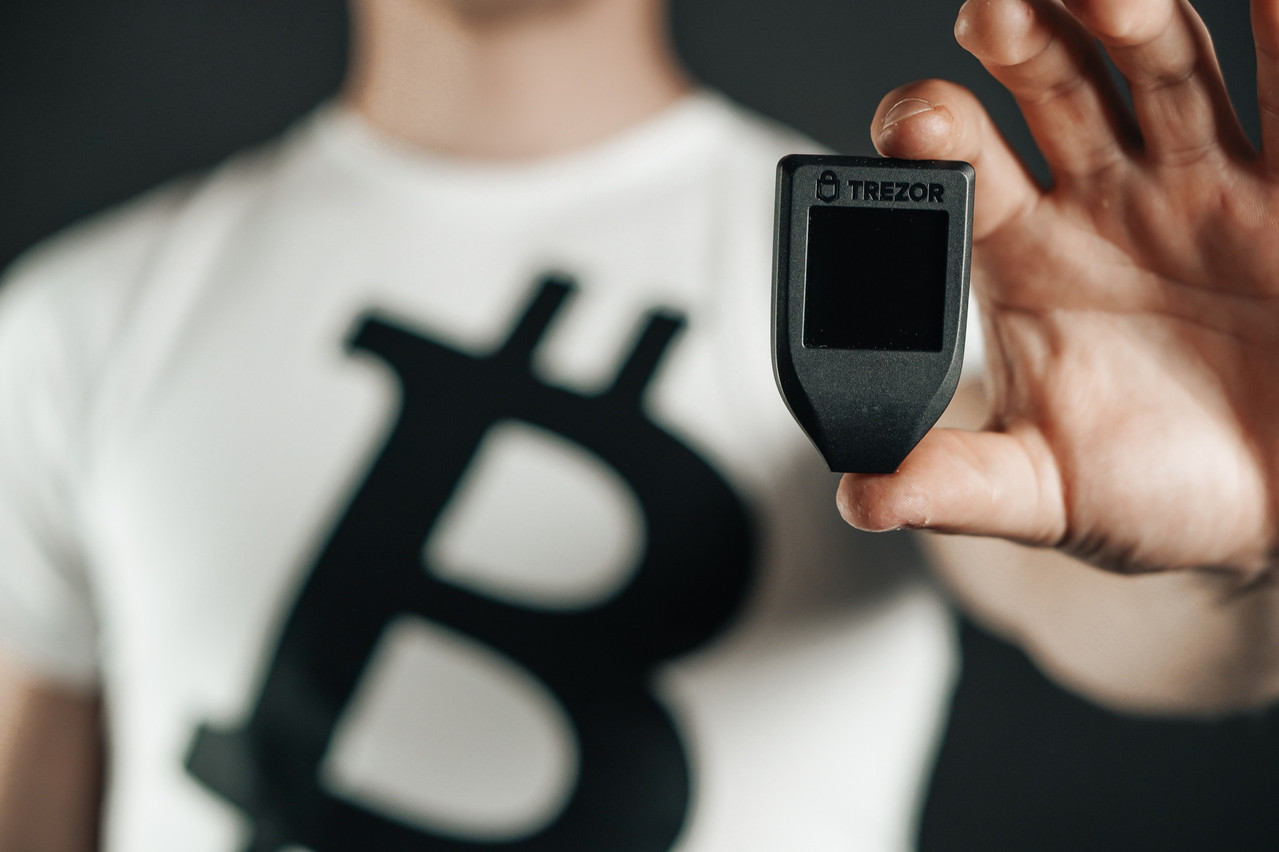 Le faux Trezor lui coûte son vrai trésor | Paperjam News