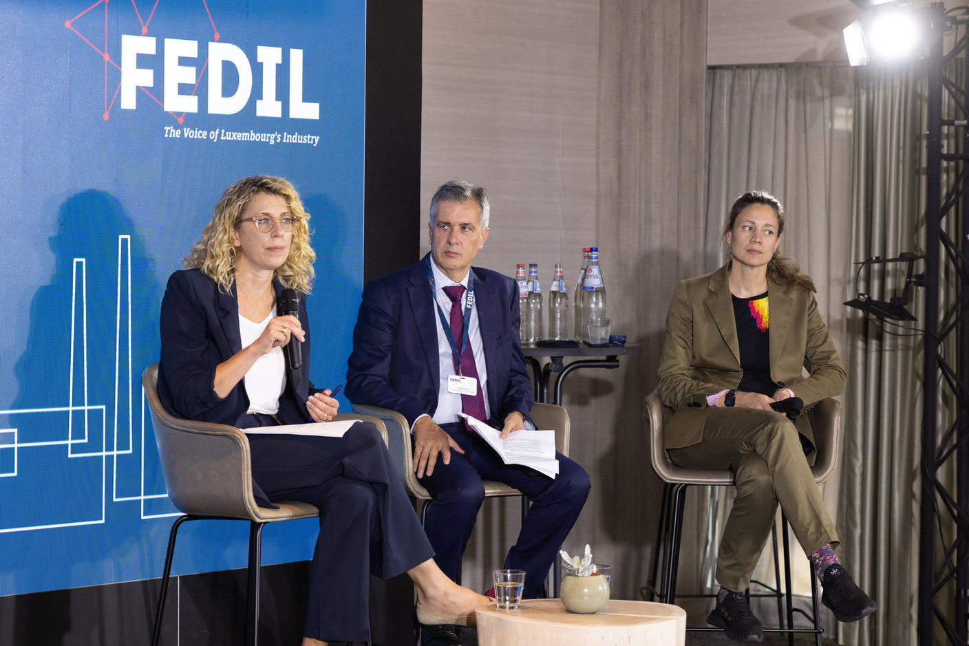 Joëlle Welfring, Minister for the Environment, Climate and Sustainable Development, Jose Morente, Managing Partner, Antal Luxembourg, Sabine von der Recke, Board Member, OHB System AG. (Photo: Romain Gamba/Maison Moderne)