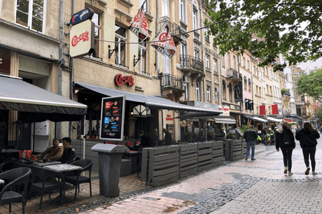 L’un des restaurants de l’enseigne «Chi-Chi’s» était situé place d’Armes. (Capture d'écran: Google Earth)