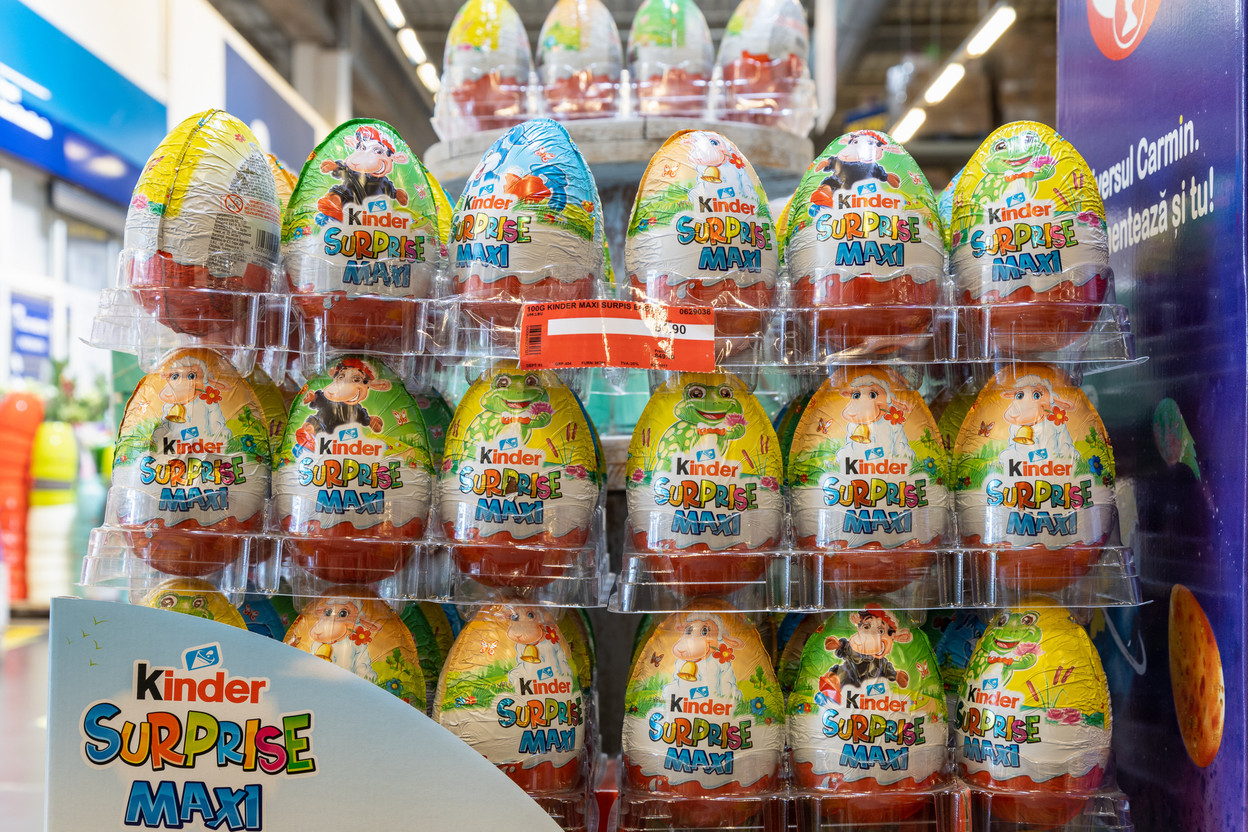 Batches of Kinder Surprise, Kinder Surprise Maxi, Schoko Bons and Kinder Mini Eggs with a use-by date between 11/07/22 and 7/10/22 for the first and between 10/08/22 and 10/09/22 for the other four are linked to a potential salmonella outbreak. Photo: Shutterstock