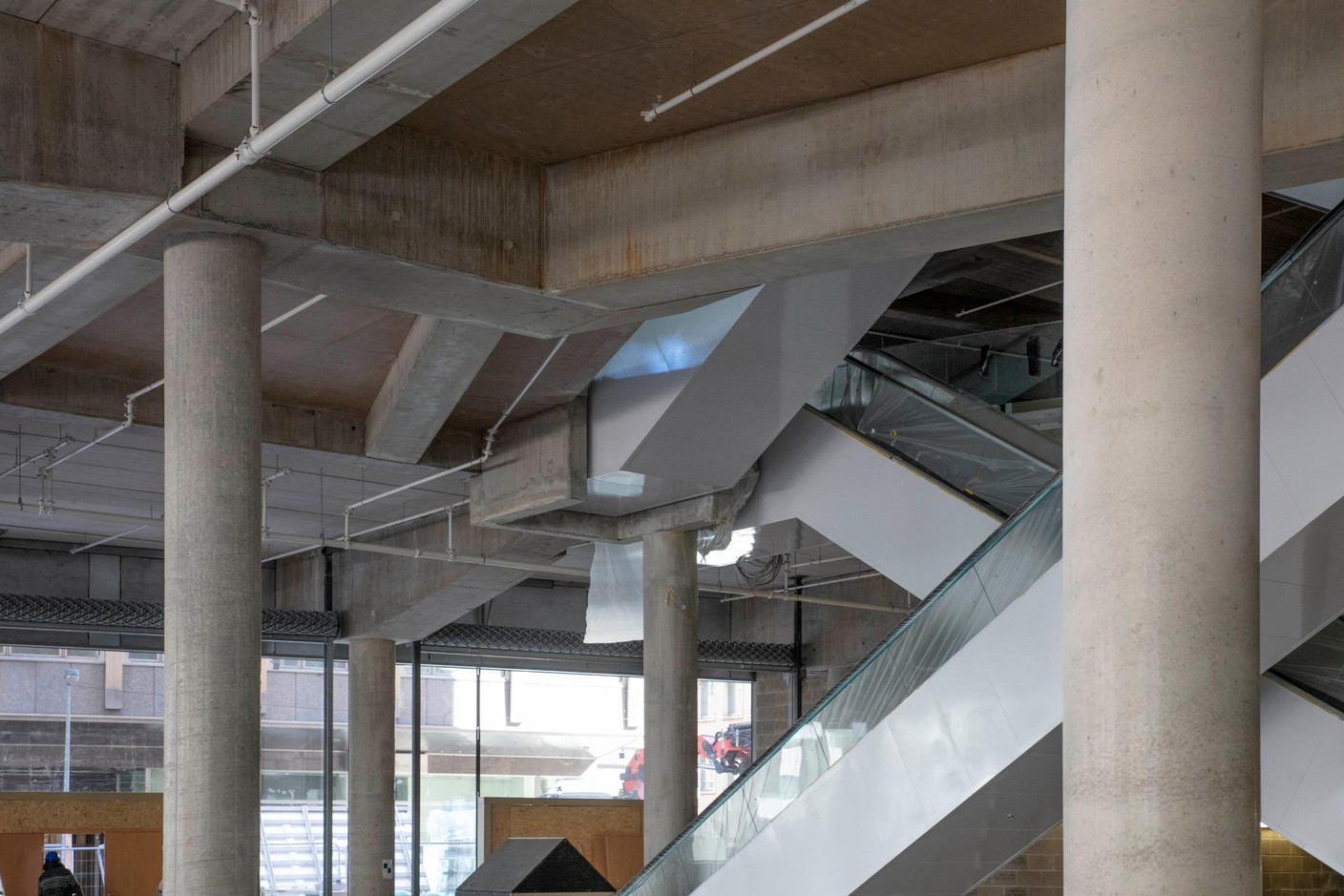 À l’intérieur des Galeries Lafayette, 10 escalators desserviront les étages. (Photo: Jan Hanrion / Maison Moderne)