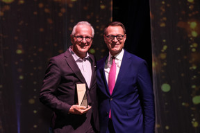 Marc Lauer (Foyer) and Stéphane Ries (Quintet). Lauer was the winner in the “Insurance personality” category at the 2023 Finance Awards, which took place on Tuesday 21 November 2023 at Casino 2000 in Mondorf. Photo: Eva Krins and Marie Russillo/Maison Moderne