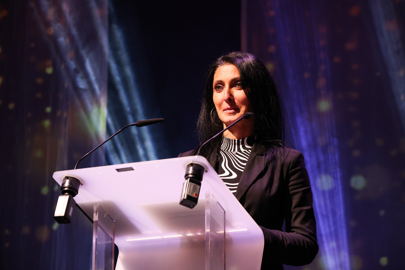 Gaëlle Attardo (LuxCMA) presented the award for “Capital markets-leading M&A expert” at the 2023 Finance Awards, which took place on Tuesday 21 November 2023 at Casino 2000 in Mondorf. Photo: Eva Krins and Marie Russillo/Maison Moderne