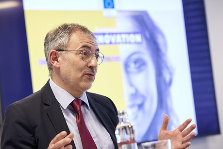 Pour Stéphane Ouaki, chef de l’unité des «instruments financiers» à la DG Recherche et Innovation de la Commission européenne, les sociétés européennes doivent pouvoir être aidées dans les secteurs où elles dominent le marché. (Photo: Studion Photography/Luxinnovation)