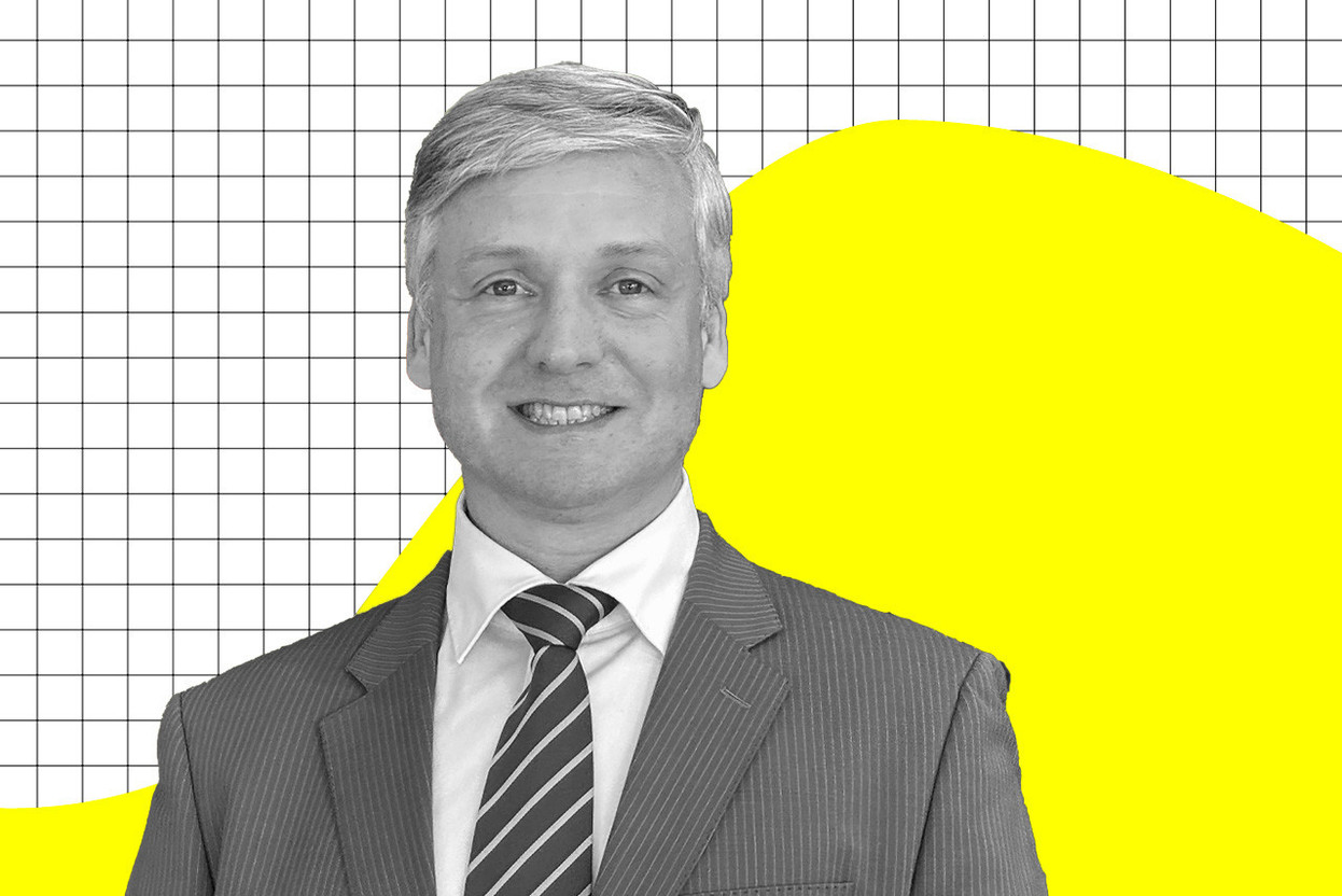 Tanguy Prévinaire, Head of Compliance at PostFinance. (Montage: Paperjam)