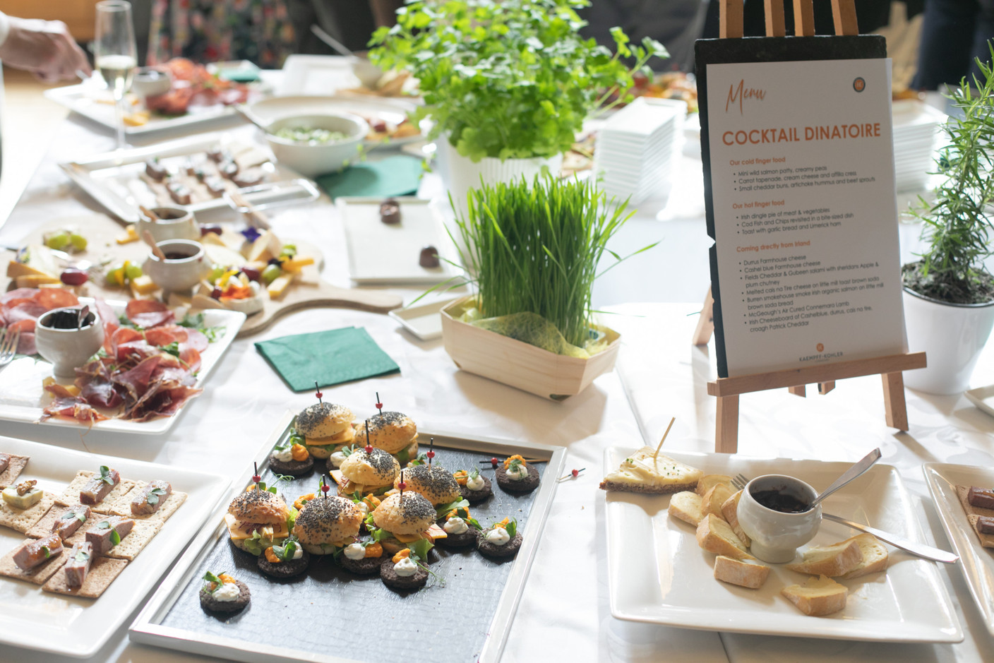 Guests enjoyed Irish specialities, from cheeses to smoked salmon Photo: Matic Zorman / Maison Moderne
