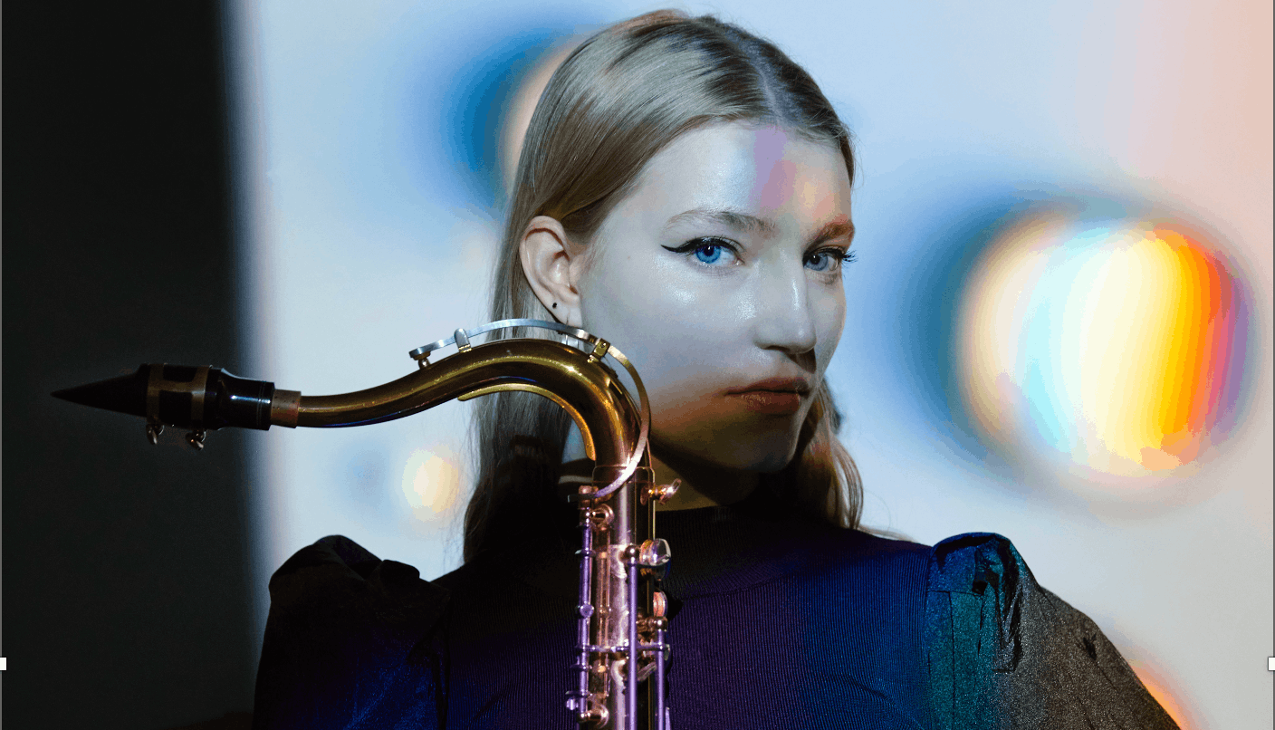 Emma Rawicz (Photo: ACT/Gregor Hohenberg)