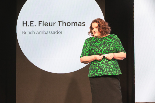 Fleur Thomas (British Ambassador) ( Photo: Eva Krins et Simon Verjus/Maison Moderne)