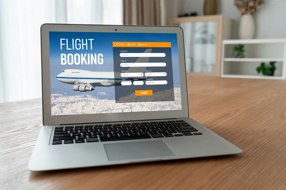 In the event of a flight cancellation, the refund must cover the full amount paid, including any fees charged by an intermediary. (Photo: Shutterstock)