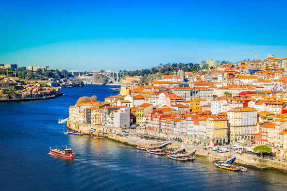 A nationwide strike in Portugal is likely to cause significant disruption to air traffic on 3 June. Luxair has warned that its flights to Lisbon and Porto (pictured here) will be the worst affected, with delays and possible changes to the schedule expected.  (Photo: Shutterstock)