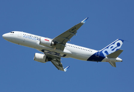 FlyLux devrait voler avec des A320neo ou A321neo, qui comptent moins de 200 places et jusqu’à 12 tonnes de fret pour le second. (Photo: Shutterstock)