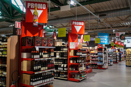 Pour la plupart des enseignes, la majorité des flacons en promotion sont achetés spécialement à l’occasion de la foire aux vins. (Photo: Matic Zorman/Maison Moderne)