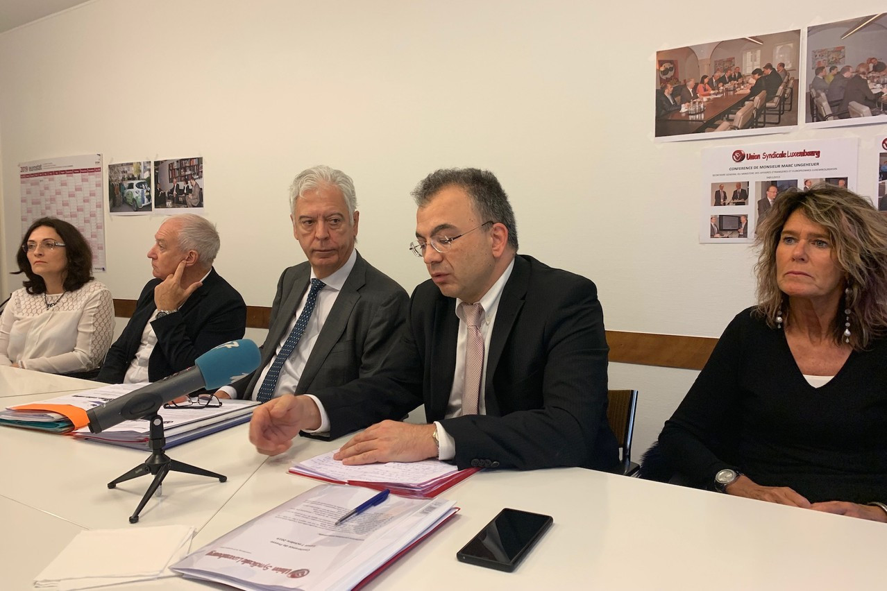 Miguel Vicente Nuñez (au centre) et l’USL continuent à réclamer un coefficient correcteur entre les salaires de Bruxelles et de Luxembourg au regard du coût de la vie dans l’une et l’autre capitale. (Photo: Paperjam)