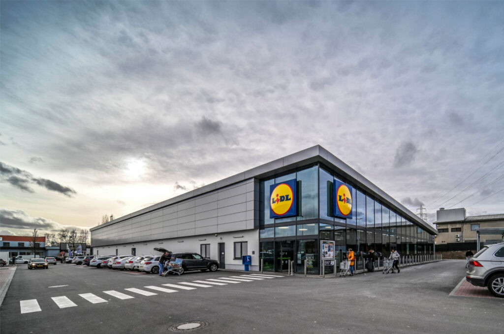 La grande distribution, un axe stratégique pour Poeckes, par exemple avec Cactus ou ici pour Lidl, à Foetz. (Photo: Lidl)