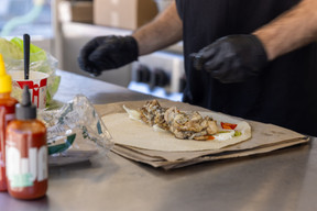 Chez Fuego Truck, c’est burrito bien roulé au menu. (Photo: Romain Gamba/Maison Moderne)