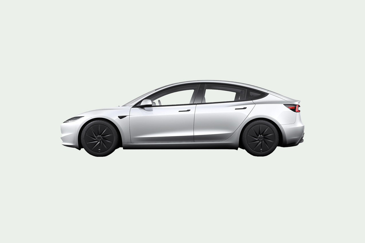 Tesla's new Model 3 Standard takes a more streamlined approach, designed for intensive and professional use. (Photo: Tesla)