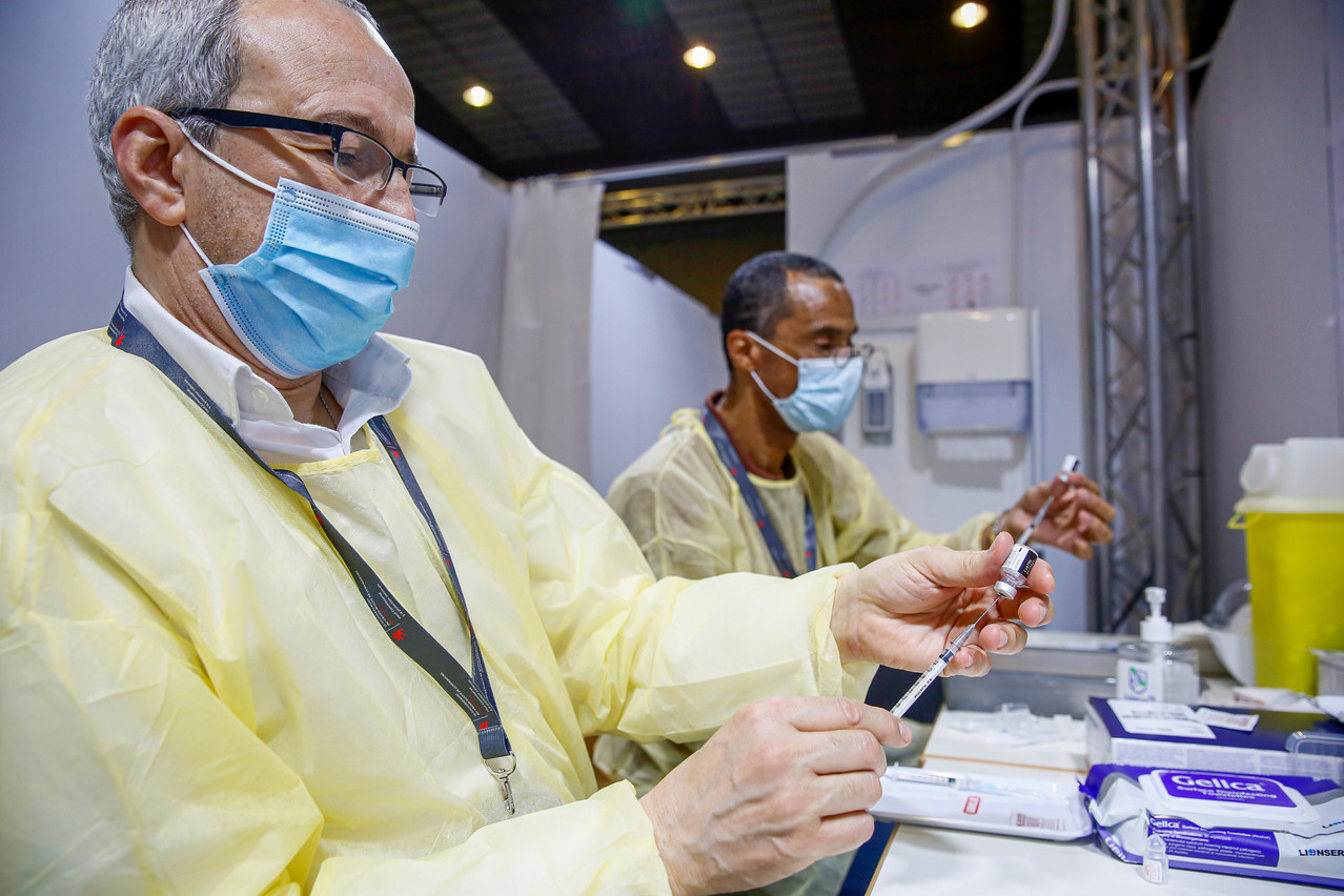 "We believe that there is no urgency to take a decision on this point", says the Ministry of Health on the generalisation of the administration of the fourth dose. (Photo: SIP/Julien Warnand)