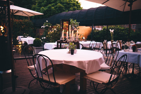 En France, les terrasses vont pouvoir accueillir des clients dès le 9 juin. Il faudra attendre le 19 juin pour pouvoir accueillir des clients à l’intérieur. (Photo: Happy Dayz Photographie)