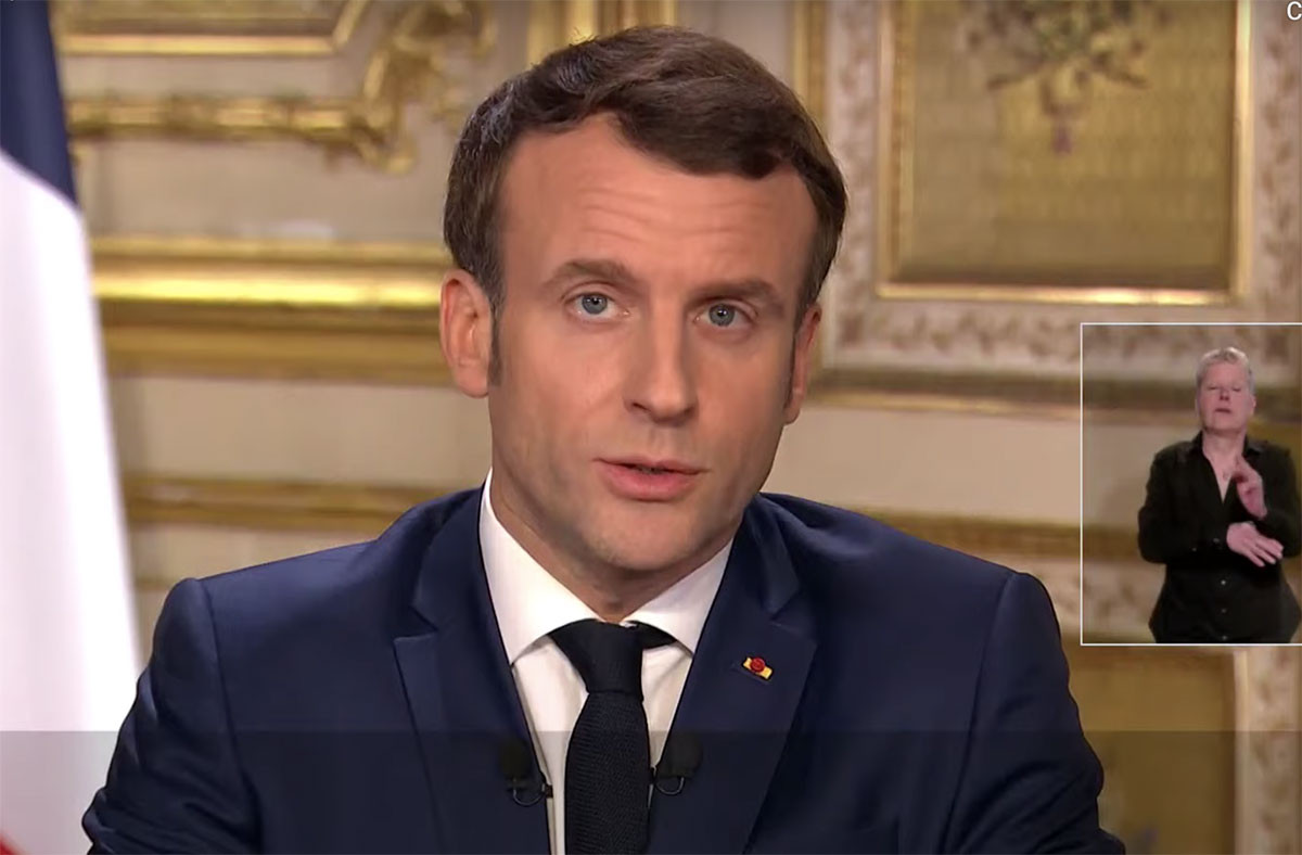Le président Emmanuel Macron a salué dans son allocution le travail du personnel soignant. (Capture d’écran: Élysée/Youtube)