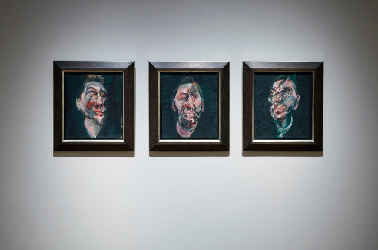 “Three Studies for Portrait of George Dyer (1963)” hangs in the Nationalmusée um Fëschmaart. Photo: © The Estate of Francis Bacon / DACS 2024 / Tom Lucas / MNAHA