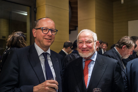 Ici, au côté de Jean Hoss (Elvinger Hoss Prussen, à droite), François Pauly succèdera à Vincent Taupin, en juin, à la tête d’Edmond de Rothschild. (Photo: archives Maison Moderne)