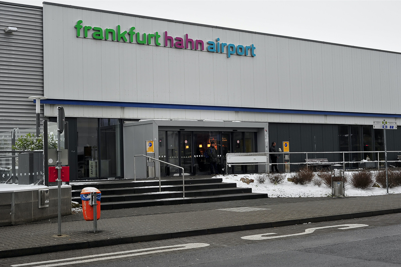 Frankfurt Hahn Airport has been hit hard by covid-related travel restrictions and has been placed in receivership. (Photo: Shutterstock)